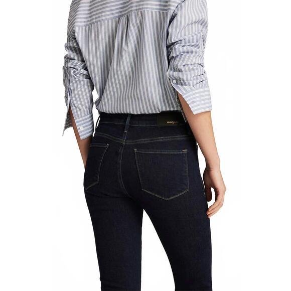 NEW MAVI sydney flare high rise jeans in rinse gold premium - Picture 3 of 4